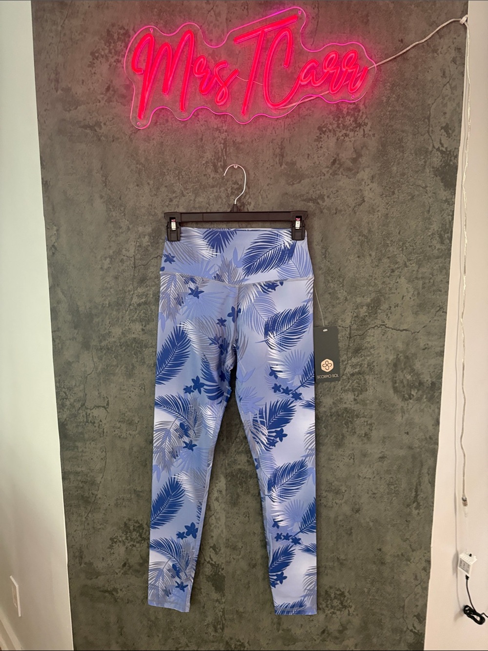 Scorpio Sol Blue Palm-Print High-Waist Jeggings